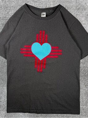 New Mexico Zia Heart Logo Grey Pink Turquoise Short Sleeve T-Shirt Size Small